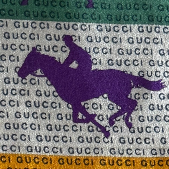 GUCCI Scarf Vintage Equestrian Print Horse & Rider Galloping STUNNING - Picture 4 of 12